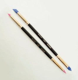 Wipe out tool for striping